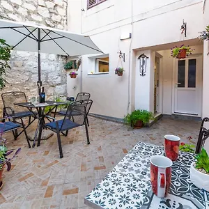 Apartment Guesthause Arbor, Split